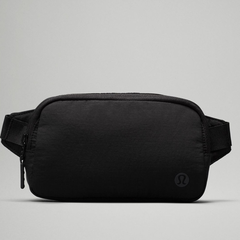 Lululemon | everywhere belt bag ripstop